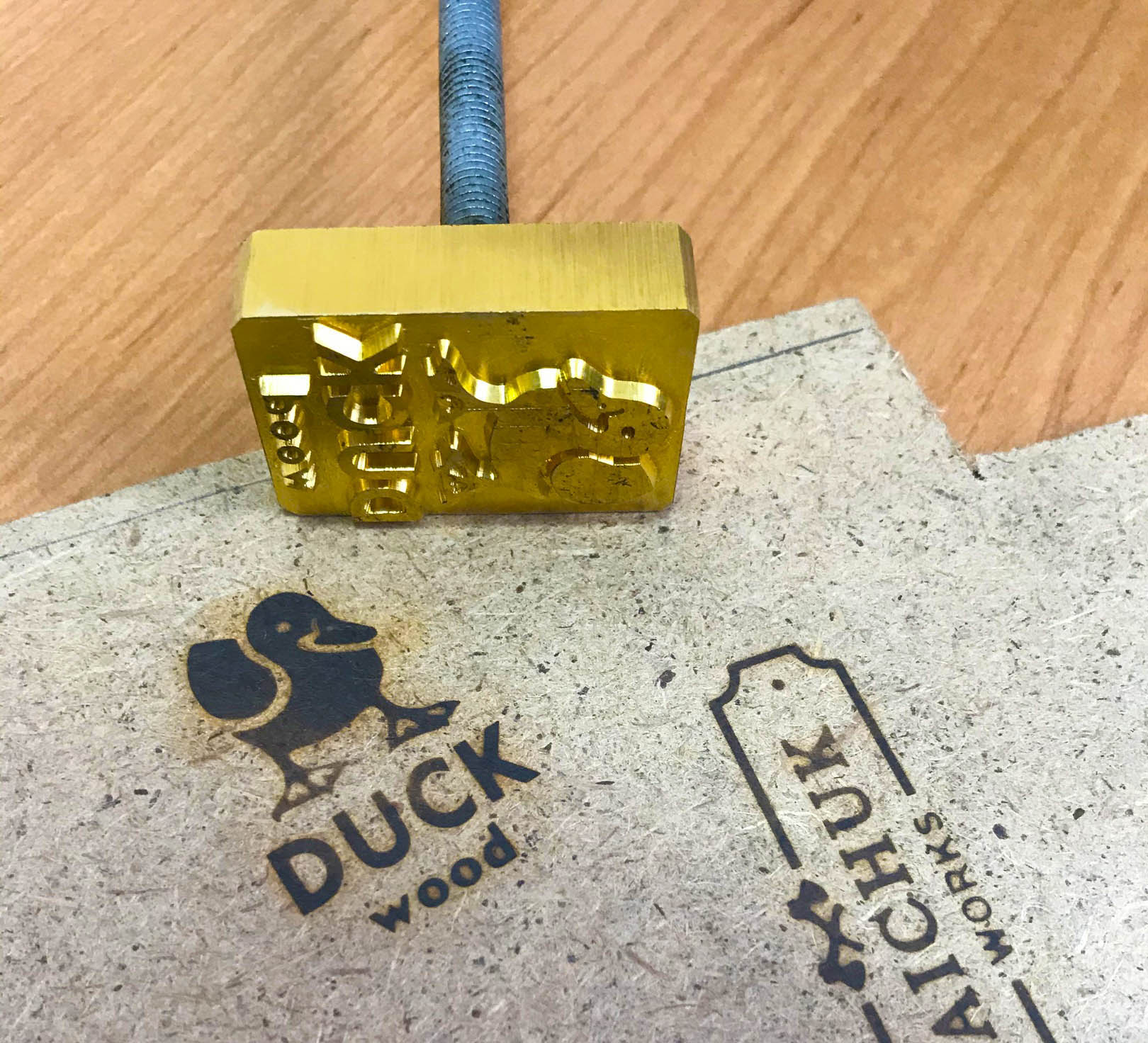 Клеймо для выжигания по дереву DUCK